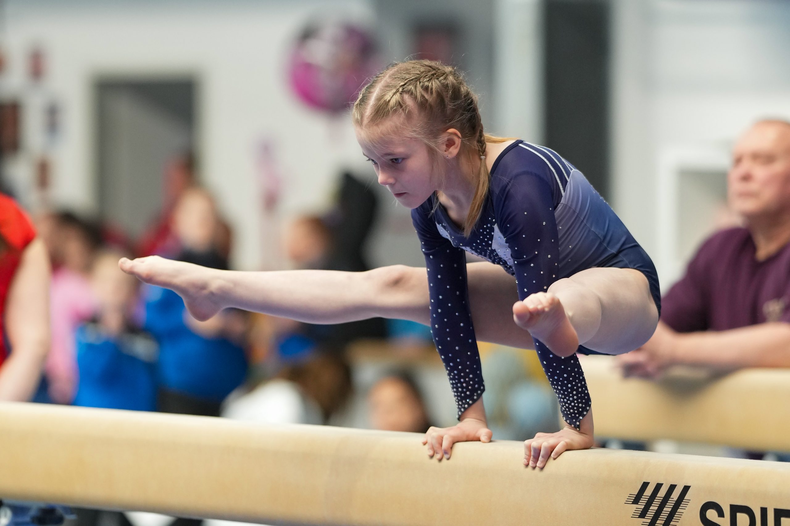 Lilli Dubik am Schwebebalken, Fotographin: Janett Pietsch